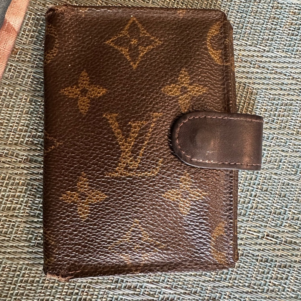 Vintage Louis Vuitton wallets and glasses case - Picture 10 of 11